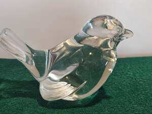 Vintage Signed Clear Art Glass FENTON Hand Blown Bird Figurine.